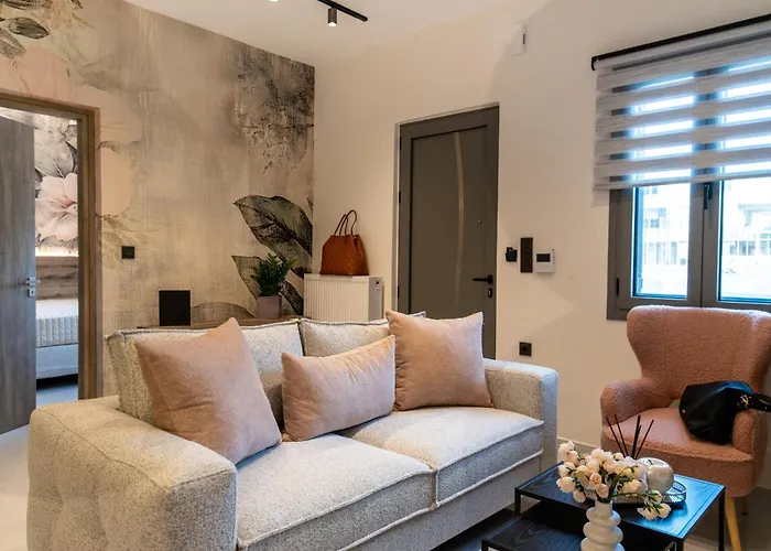 Lumera Urban - New 2br With Private Parking Near Old Town Дом отдыха Ханья