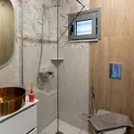 Lumera Urban - New 2br With Private Parking Near Old Town Casa de Férias *