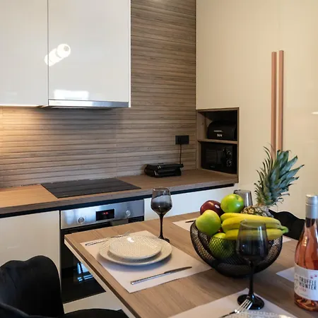 Lumera Urban - New 2br With Private Parking Near Old Town Ferienhaus Chania (Crete)