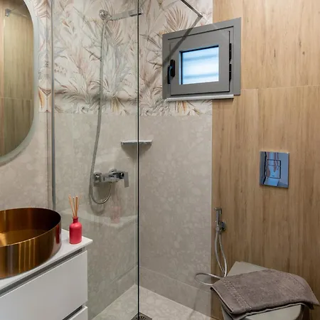 Lumera Urban - New 2br With Private Parking Near Old Town Tatil Evi *