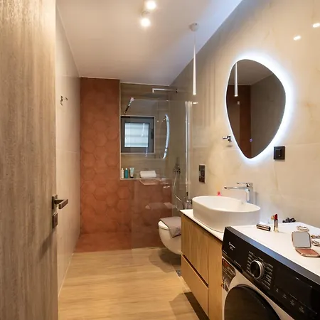 Lumera Urban - New 2br With Private Parking Near Old Town Hanya