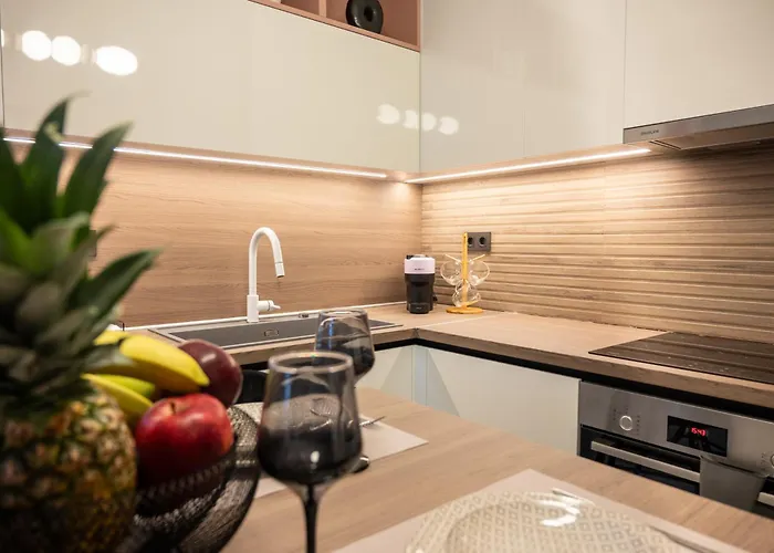 Lumera Urban - New 2br With Private Parking Near Old Town *