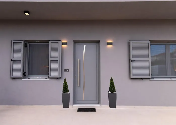 Lumera Urban - New 2br With Private Parking Near Old Town *