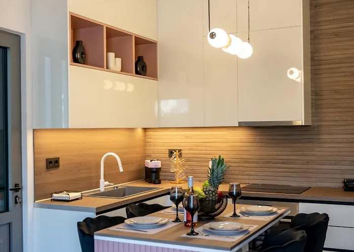 Lumera Urban - New 2br With Private Parking Near Old Town Dom wakacyjny Chania (Crete)